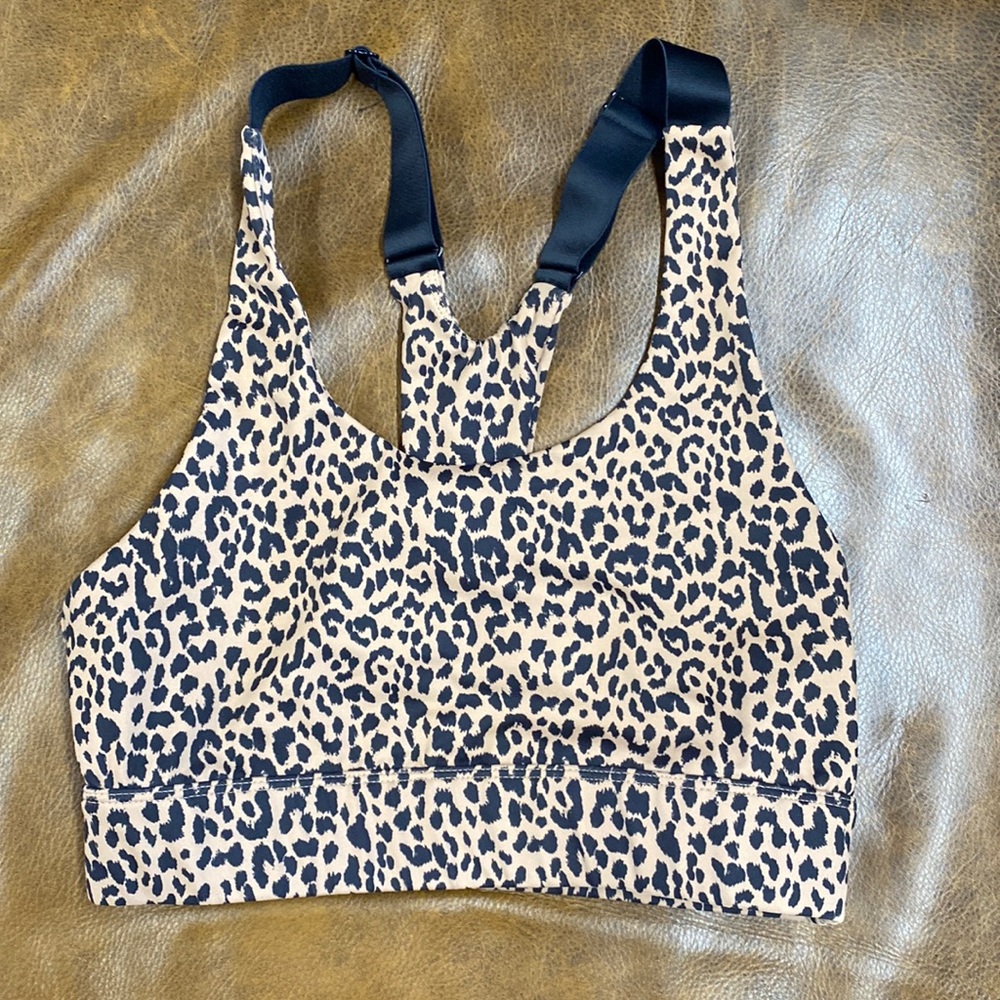 Sports bra